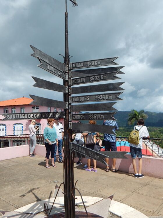 Traveling with friends vs. solo